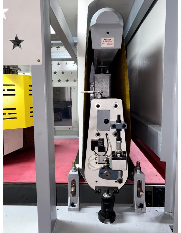 MAQUINA DE PULIDO Y DESBARBADO DE...