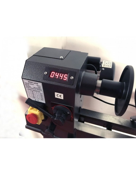 TORNO CON BANCADA L 1100 V